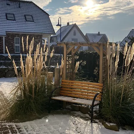 Ostseewellenrauschen *